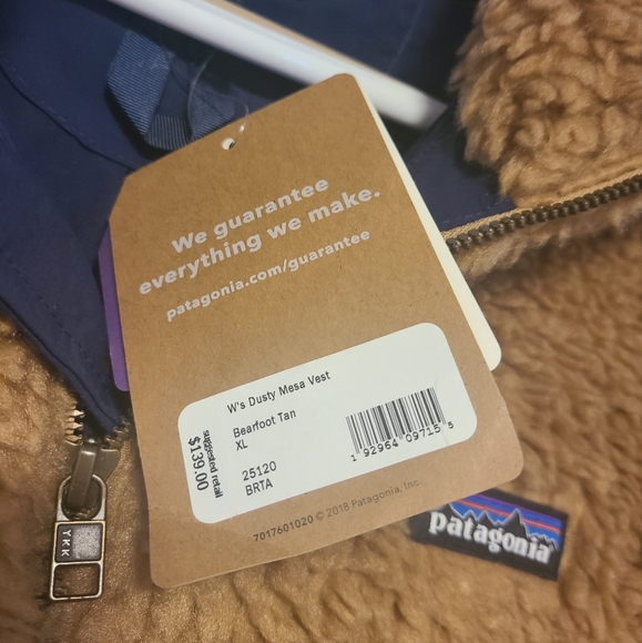 Ladies NWT Patagonia Dusty Mesa Vest - Picture 3 of 3